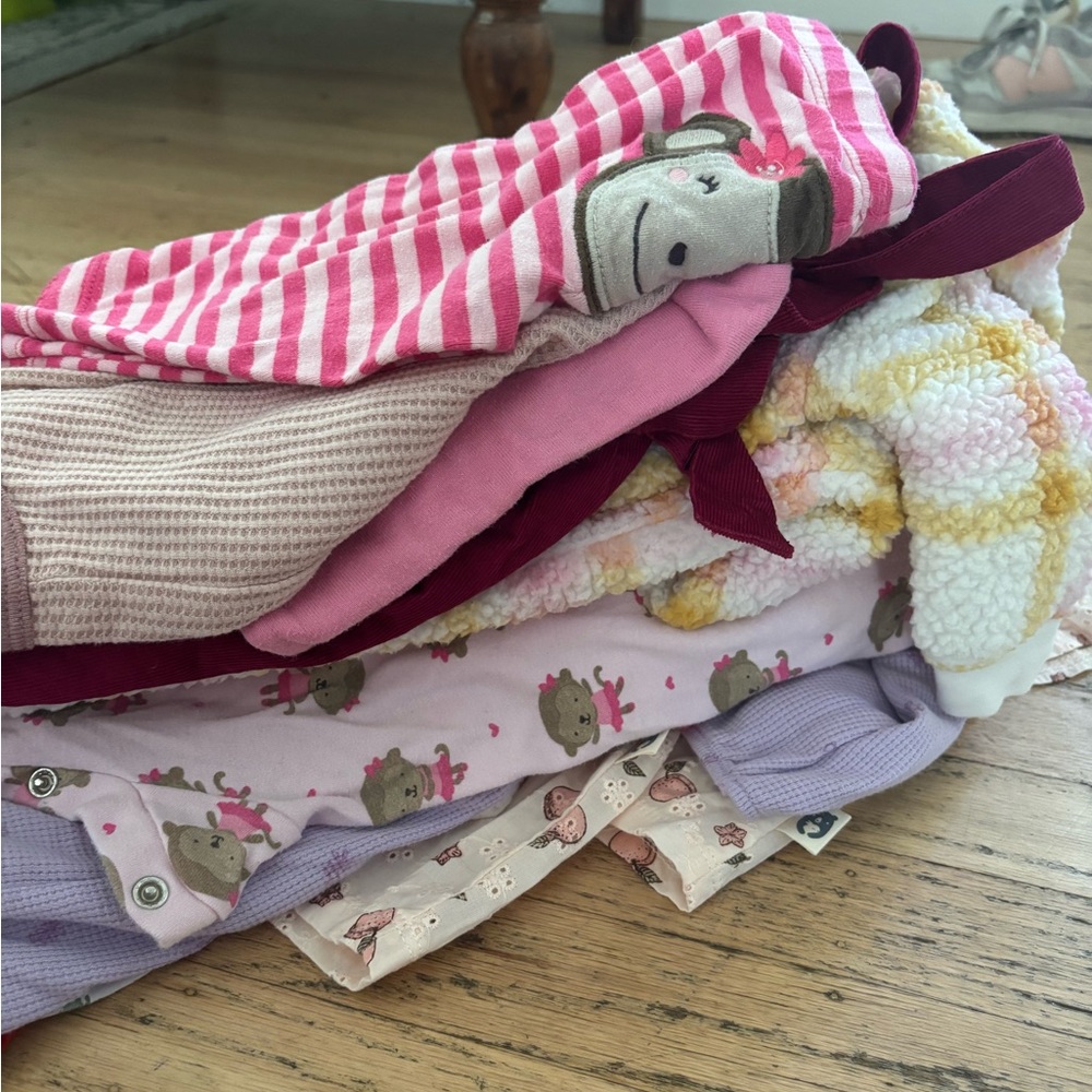 15 piece, 3-6 month baby girl bundle! Variety of sizes within these months!